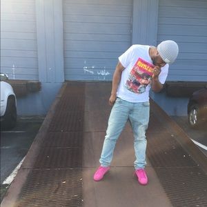 Meet your Posher, Dennis